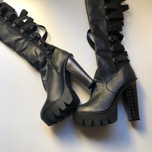 Knee High Bumper Boots Funky Platform, Sz. 10